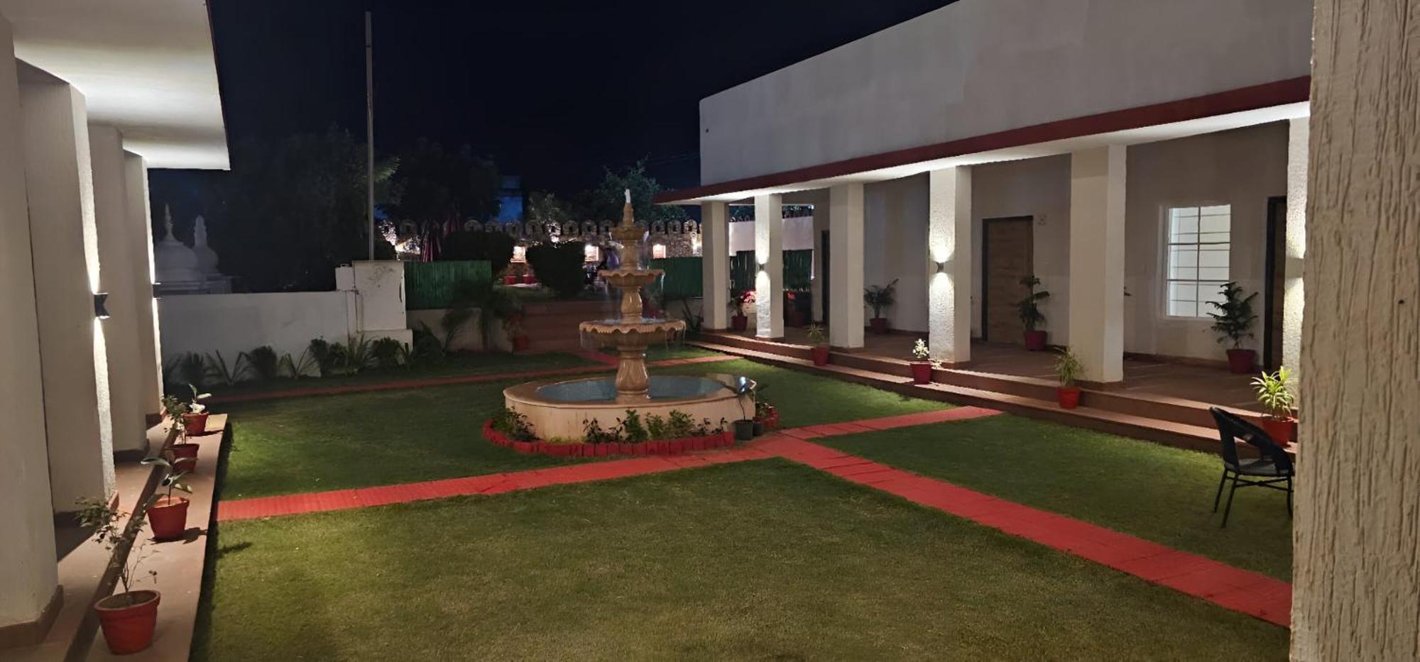 The Vanashv Tehla Exterior photo